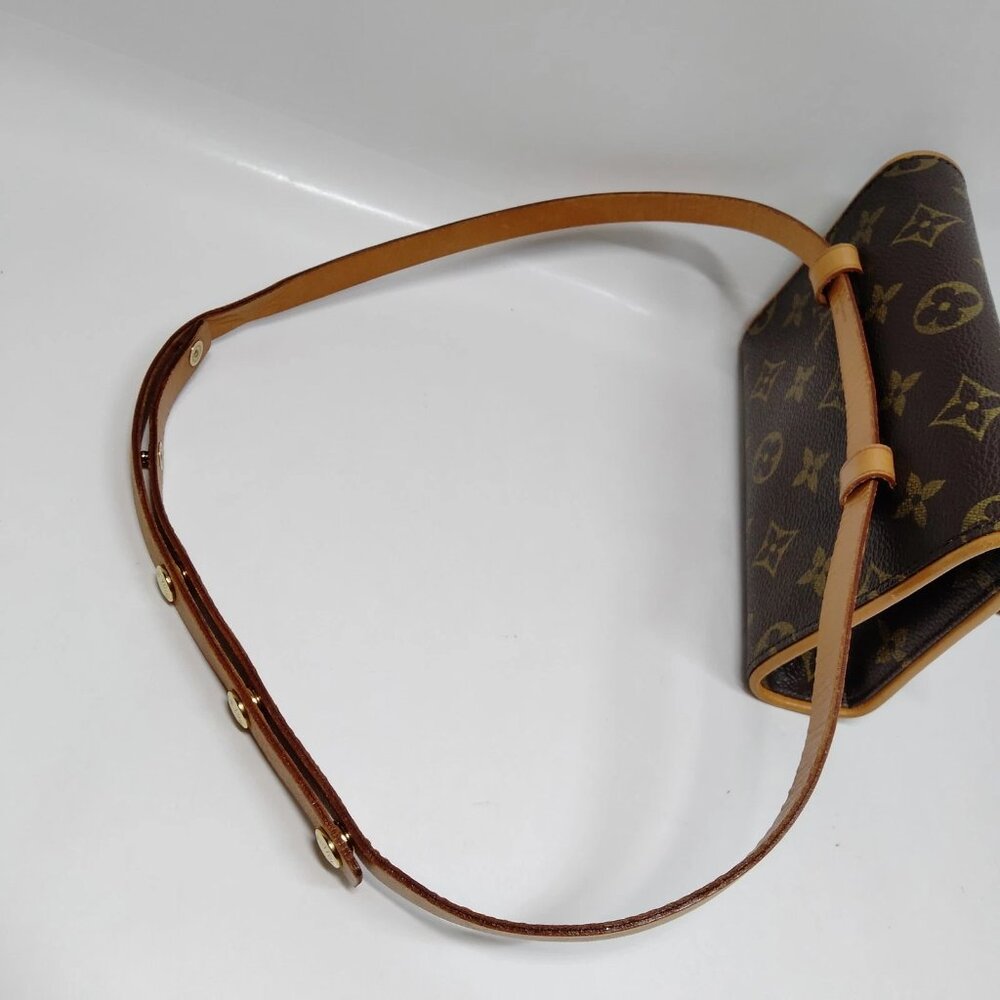 Authentic Louis Vuitton Pochette Florentine Monogram Waist Bag mn434-030326 - Picture 5 of 15